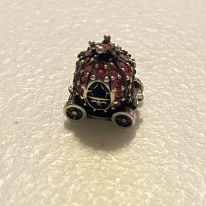 Princess Carriage Bead